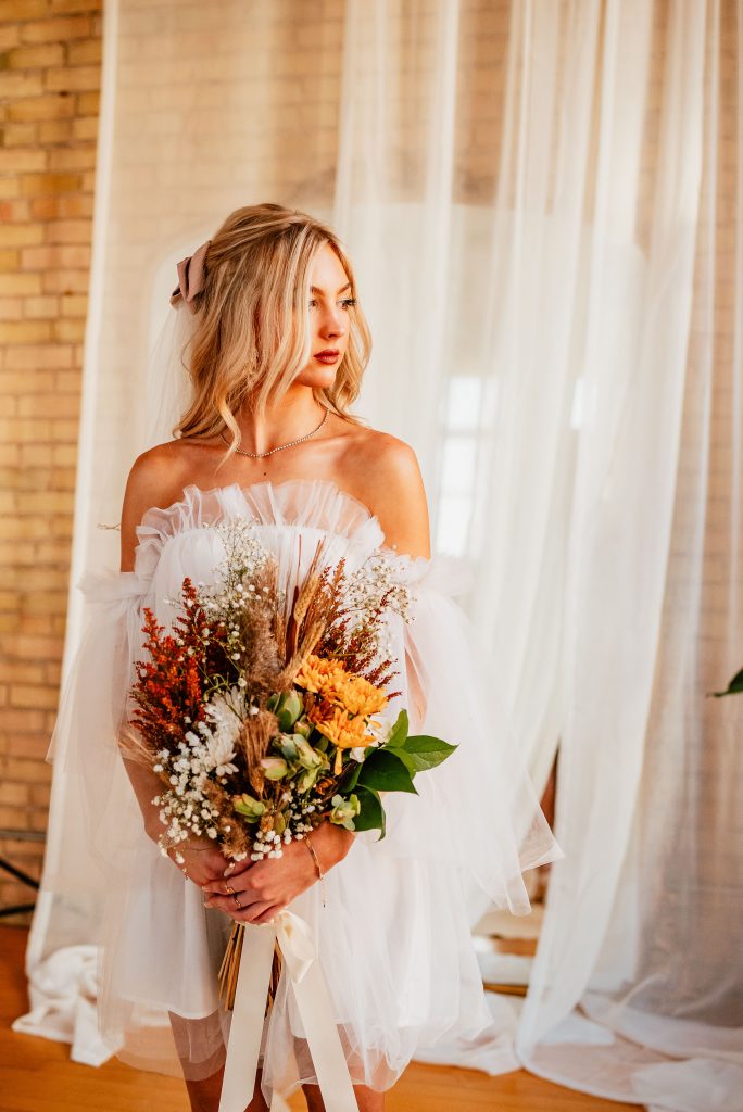 Bridal portrait for elopement in Green Bay WI by Wisconsin wedding photographer Daphodil Photo